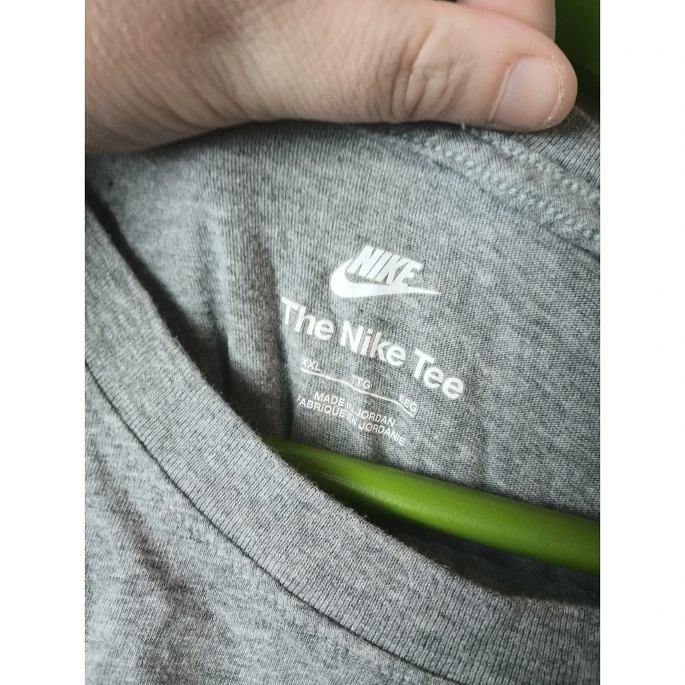 Nike Sportswear Mens XXL Gray Heather Futura Logo Cotton Short Sleeve T-Shirt